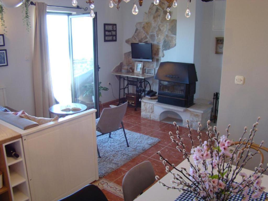Holliday Home Alida With Jacuzzi Podgora Exterior foto